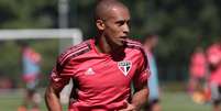 Miranda em treino do São Paulo no CT da Barra Funda  Foto: Divulgação/São Paulo FC