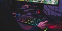 Consórcio Gamer Santander permite comprar periféricos para jogos   Foto: Axville/Unsplash / Tecnoblog