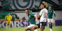 Vasco ocupa a 9ª colocação com 10 pontos, cinco de distância para o G4 da Série B do Brasileirão (Divulgação/Goiás)  Foto: Lance!