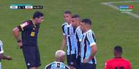 Grêmio perdeu mais uma no Brasileirão (Imagem: Reprodução/Premiere)  Foto: Lance!