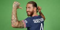 Sergio Ramos vestirá a camisa 4 no PSG (Foto: Divulgação / PSG)  Foto: LANCE!