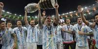 Lionel Messi conquista seu primeiro título com a Argentina (CARL DE SOUZA / AFP)  Foto: Lance!