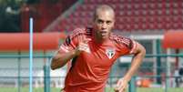 Miranda é um dos desfalques do São Paulo para sábado contra o Fortaleza (Foto: Erico Leonan/São Paulo FC)  Foto: Lance!