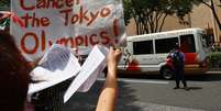 Manifestantes pedem o cancelamento dos Jogos em Tóquio  Foto: Edgar Su