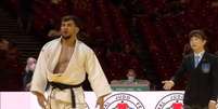 O judoca argelino Fethi Nourine desistiu de competir em Tóquio para não enfrentar israelense  Foto: Reproducao/IFJ / Estadão