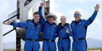 Bezos e a equipe Blue Origin podem não se qualificar como astronautas  Foto: Getty Images / BBC News Brasil
