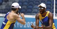 Evandro e Bruno estreiam no vôlei de praia com vitória sobre dupla chilena  Foto: John Sibley