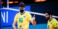 Lucão reconheceu o bom rendimento da Argentina nos dois primeiros sets (FIVB Divulgação)  Foto: Lance!