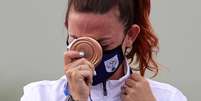Alessandra Perilli se emociona com bronze conquistado nos Jogos Olímpicos de Tóquio nesta quinta-feira Ann Wang/Reuters  Foto: Ann Wang  / Reuters