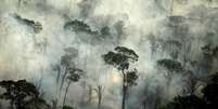 Fumaça de incêndio na Floresta Amazônica perto de Porto Velho
 10/9/2019   REUTERS/Bruno Kelly  Foto: Reuters