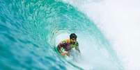 Apesar de todas as apostas, Medina não conquistou nenhuma medalha em Tóquio.  Foto: Instagram: @gabrielmedina/@rsantanna/@wsl / Famosos e Celebridades