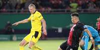 Haaland iniciou a temporada pelo Borussia Dortmund marcando três gols (Foto: DANIEL ROLAND / AFP)  Foto: Lance!