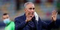 Tite tem saldo positivo na Seleção brasileira, mas pode ser vítima de uma enrascada política na CBF
10/07/2021 REUTERS/Ricardo Moraes  Foto: Reuters