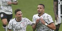 Renato Augusto comemora gol do Corinthians  Foto: Fernando Roberto/UAI FOTOS / Gazeta Press