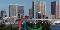 Símbolo instalado para os Jogos Paralímpicos de Tóquio, no Japão
20/08/2021 Yuichi Yamazaki/Pool via REUTERS  Foto: Reuters