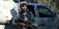 Soldado do Talibã em posto de controle em Herat, no Afeganistão  Foto: EPA / Ansa