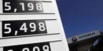 Preços de combustíveis em posto no Rio de Janeiro (RJ) 
09/03/2020
REUTERS/Ricardo Moraes  Foto: Reuters