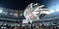 Em 2012, a torcida do Corinthians viu o time campeão mundial no Japão (Foto: Toshifumi Kitamura/AFP)  Foto: LANCE!