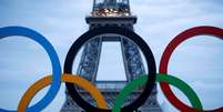 Anéis olímpicos na Praça Trocadero em frente à Torre Eiffel, em Paris
14/09/2017 REUTERS/Christian Hartmann  Foto: Reuters