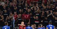 Inglaterra sofreu racismo contra Hungria. Episódio também aconteceu na Eurocopa (Foto: ATTILA KISBENEDEK / AFP)  Foto: Lance!