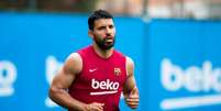 Lesionado, Agüero ainda não fez sua estreia pelo Barcelona (Foto: Sara Gordon / Barcelona)  Foto: Lance!