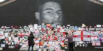 Mural de Marcus Rashford com mensagens de apoio após jogador ser alvo de racismo
13/07/2021
Action Images via Reuters/Ed Sykes  Foto: Reuters