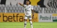 O Galo esteve perto de contar com Marinho, mas o negócio não se concretizou (Foto: Ivan Storti/Santos FC)  Foto: Lance!