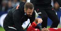 Harvey Elliott, do Liverpool, sofreu uma grave lesão contra o Leeds  Foto: Peter Powell  / Reuters