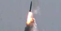 Teste de míssil balístico submarino pela Coreia do Sul  Foto: EPA / Ansa - Brasil