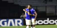 Ramon comemora após marcar o gol que garantiu empate ao Cruzeiro aos 49 minutos do segundo tempo  Foto: Dhavid Normando/Futura Press