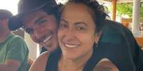 Gabriel Medina rompeu relações com a sua mãe Simone durante o casamento com Yasmin Brunet  Foto: @simonemedina / Reprodução Instagram