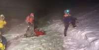 Equipes de resgate fazem operação no Monte Elbrus para salvar alpinistas
23/09/2021
Ministério de Emergências da Rússia/Divulgação via REUTERS  Foto: Reuters