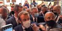 Macron é alvo de ovada em evento na França  Foto: Reprodução / Twitter / Ansa - Brasil