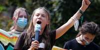 Ativista clim&aacute;tica Greta Thunberg discursa para estudantes em Mil&atilde;o
01/10/2021 REUTERS/Guglielmo Mangiapane  Foto: Reuters
