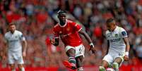 Paul Pogba tem contrato com o Manchester United até o fim da temporada (Foto: ADRIAN DENNIS / AFP)  Foto: Lance!