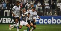 Fagner levou o terceiro amarelo e está fora do clássico contra o São Paulo (Foto: Lucas Merçon/Fluminense)  Foto: Lance!