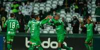 Coritiba venceu o Sampaio Correa por 3 a 0 na terça-feira (19)   Foto: Du Caneppele/O Fotografico/Gazeta Press