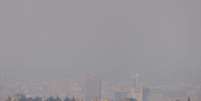 Visão geral de edifícios e casas durante altos níveis de poluição na Cidade do México. 22 de abril de 2021. REUTERS/Carlos Jasso  Foto: Reuters