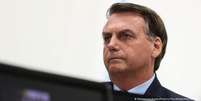 Bolsonaro associou falsamente vacinas contra covid ao risco de desenvolver aids em live, excluída por redes sociais  Foto: DW / Deutsche Welle