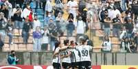 Jogadoras corintianas celebram gol na vitória sobre a Ferroviária em Barueri (Foto: Rodrigo Gazzanel/Ag. Corinthians)  Foto: Lance!