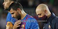 Aguero deixa o campo durante partida do Barcelona contra o Alavés
30/10/2021
REUTERS/Albert Gea  Foto: Reuters