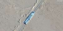 Imagem de satélite de uma das estruturas no deserto de Taklamakan, na China  Foto: Satellite Image/Maxar Technologies / BBC News Brasil