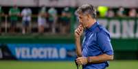 Renato Ga&uacute;cho ficou na bronca com a arbitragem  Foto: Dinho Zanhotto/Agif / Estad&atilde;o