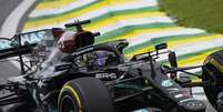 Hamilton em Intrelagos. O novo motor ajudou a fazer a diferen&ccedil;a at&eacute; aqui  Foto: Mercedes F1 / LAT Images