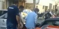 Carro de Roberto Carlos teve pane por falta de combustível  Foto: Reprodução
