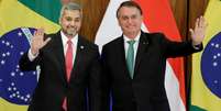 O presidente do Paraguai, Mario Abdo Benítez, e o presidente do Brasil, Jair Bolsonaro  Foto: Reuters