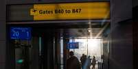 Passageiros em terminal do aeroporto Newark, em Nova Jersey, nos EUA
24/11/2021
REUTERS/Eduardo Munoz  Foto: Reuters