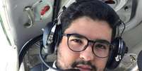 Gustavo Calçado Carneiro pilotava a aeronave que caiu no mar do litoral paulista  Foto: Rede social / Reprodução