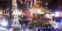 Luzes de Natal em Paris
 27/11/2021   REUTERS/Gonzalo Fuentes  Foto: Reuters