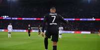 Mbappé segue com o futuro indefinido (FOTO: Twitter do PSG)  Foto: Lance!